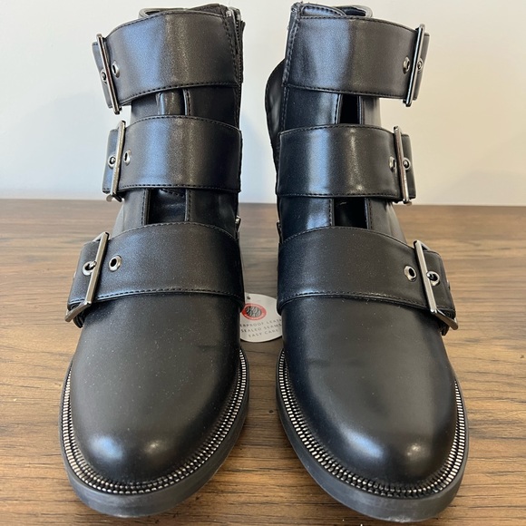 Blondo Charlie Motorcycle Booties - Picture 4 of 8